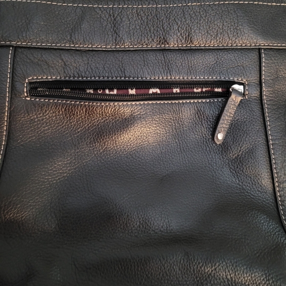 Tignanello Black Leather Crossbody Bag - Picture 8 of 13